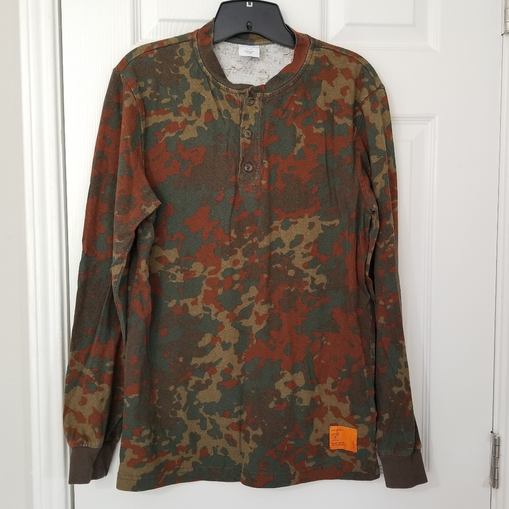Urban Outfitters Mens Camo Long Sleeve Shirt S EUC
